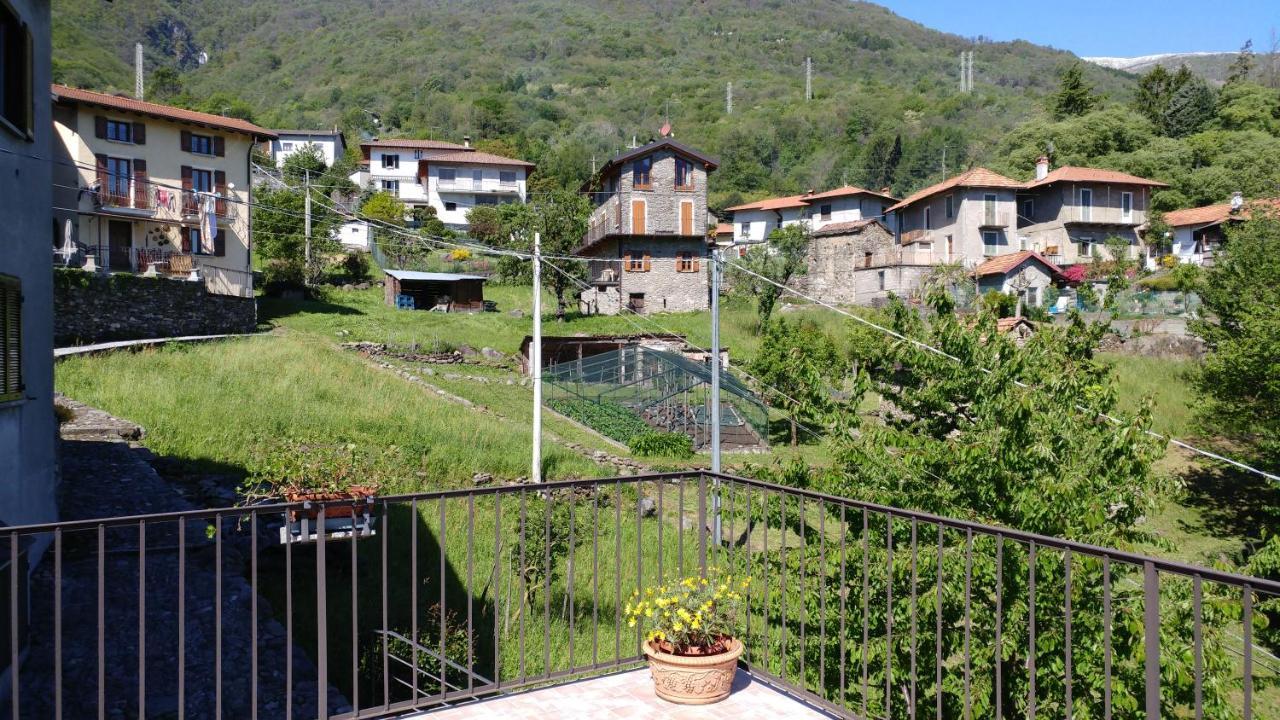 La Casa Delle Fate Villa Cremia Bagian luar foto